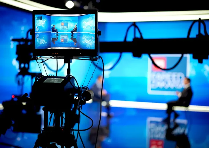 Peran Media Sosial dalam Komunikasi Politik