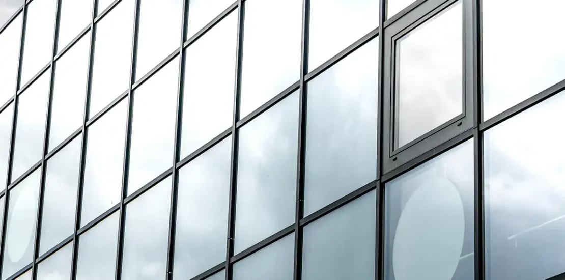 Fungsi Kaca dalam Kehidupan Sehari-hari